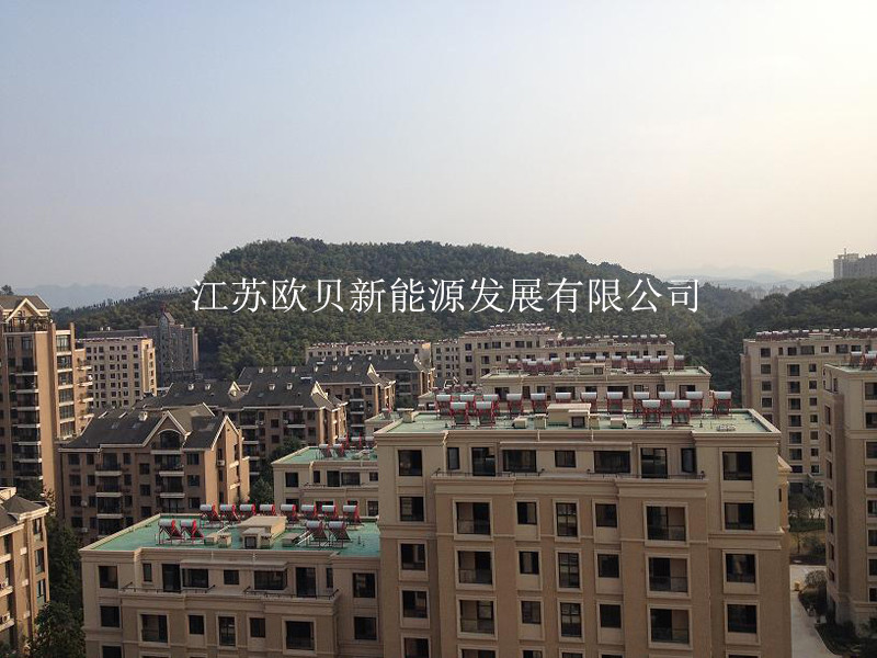 杭州恒腾房地产438台太阳能热水工程