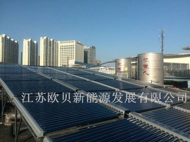 泰州鑫聚康酒店10吨太空能热水系统