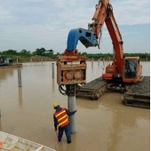 水泥桩振动打桩价格、挖掘机打桩价格、打预制管桩价格