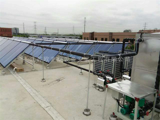 常州兴勤电子二期员工宿舍超导管太阳能空气能热水工程