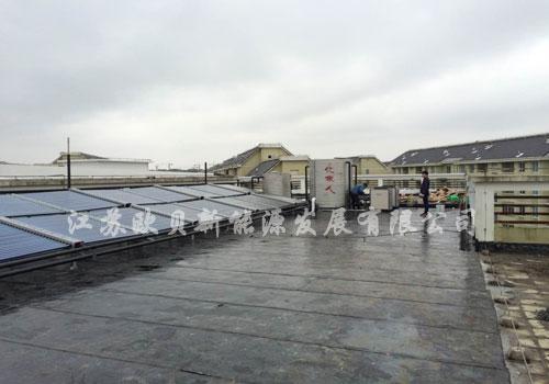 上海崇明县屋顶式花园酒店热水工程