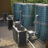 卓奥承建南京职业技术学校20吨空气源热水工程4台5匹空气能热泵