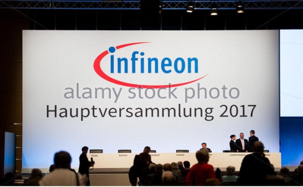 munich-germany-16th-feb-2017-shareholders-and-employees-of-the-german-hnt3r6[1]