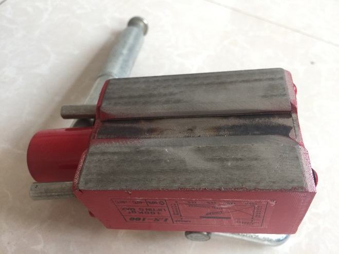 磁力吸盘